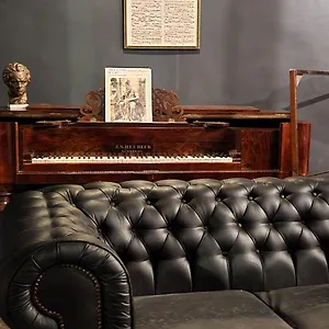 https://hostel-viktoria.brusselshotelsbook.com